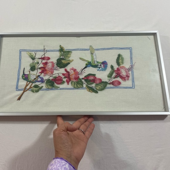 Wall Art Embroidered Hummingbird Roses Canvas 10x20 wall art - Picture 4 of 9